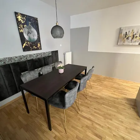 K9b2/5 Apartment *