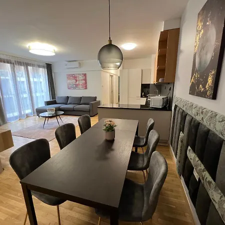 Apartment K9b2/5 *